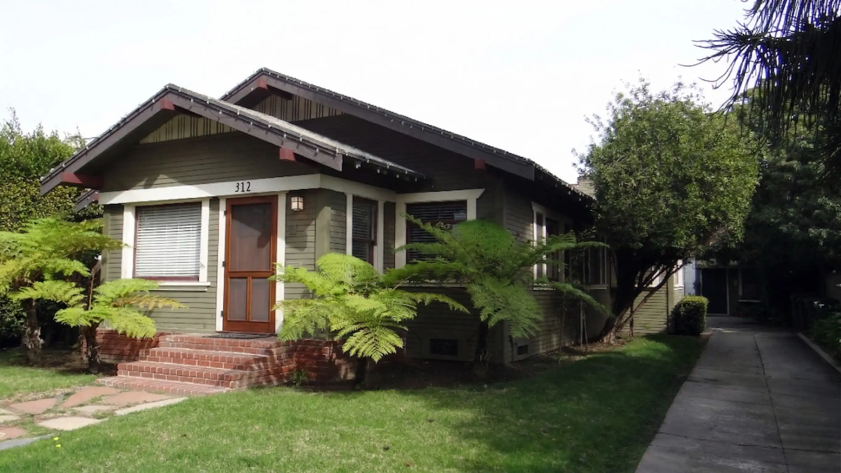 Green Bungalow